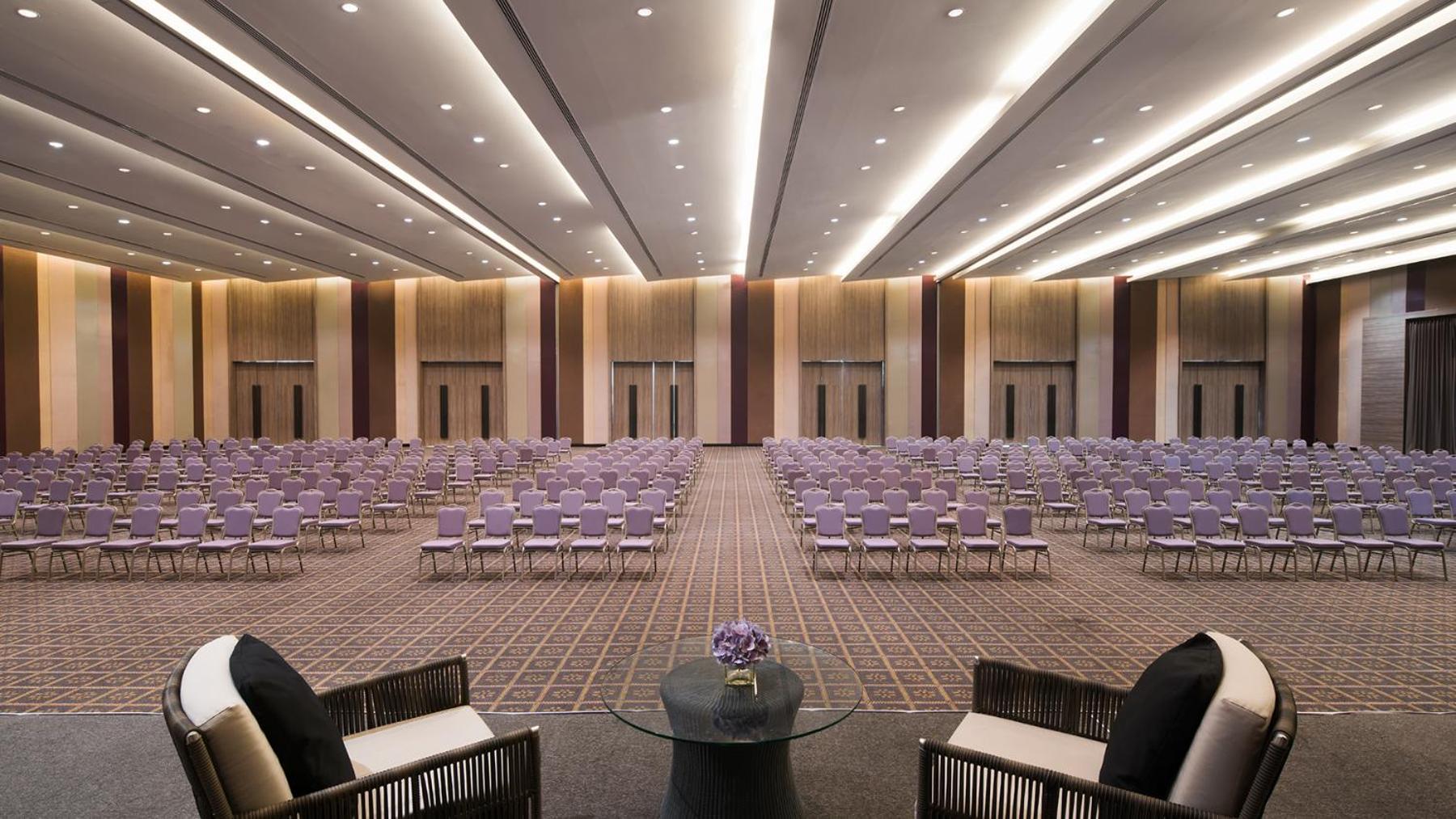 Avani Khon Kaen Hotel & Convention Centre Exterior photo