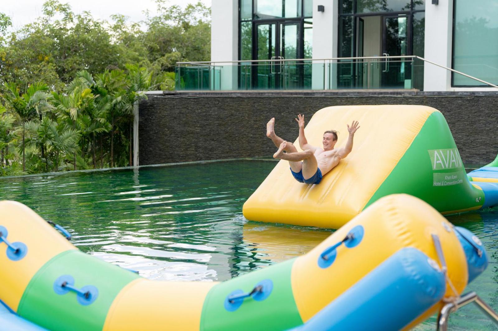 Avani Khon Kaen Hotel & Convention Centre Exterior photo